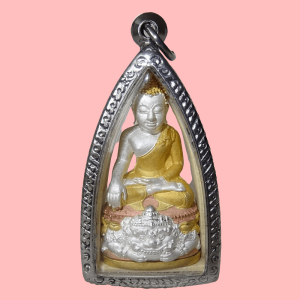 Belle amulette Thai Phra Kling par le très vénérable LP Kloy Anomo