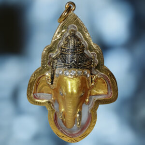 Amulette thai Phra Pikanet – Vénérable Kruba Krisahna