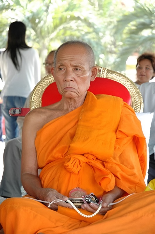 Le très Vénérable LP Huan Phuriphatto du Wat Putthaïsawan (province d'Ayutthaya)