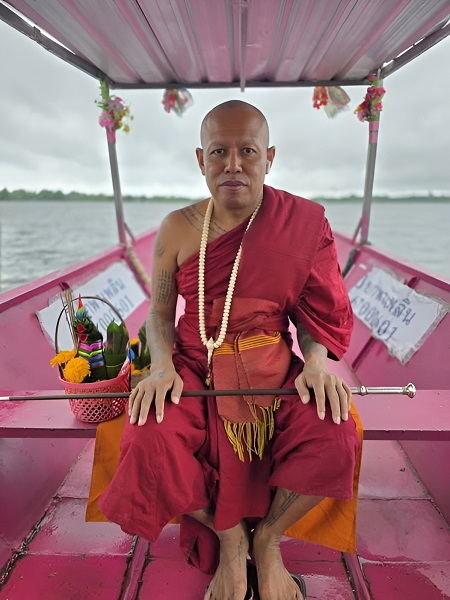 Biographie - Le vénérable Luang Phor Nen Kaew Khampiro Luang Phor Nen Kaew