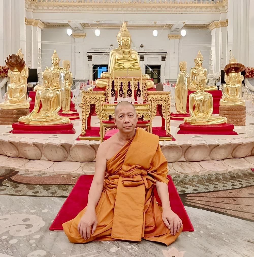 Le vénérable LP Nen Yanawinayo du Wat Thung Setthi (Bangkok)