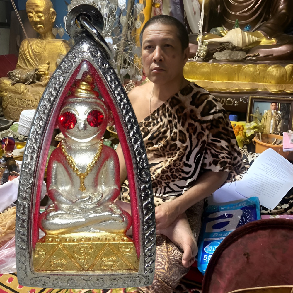Phra Ngang Jao Sané – puissante amulette thai